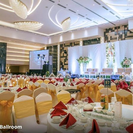 BW Luxury Hotel Jambi Ngoại thất bức ảnh