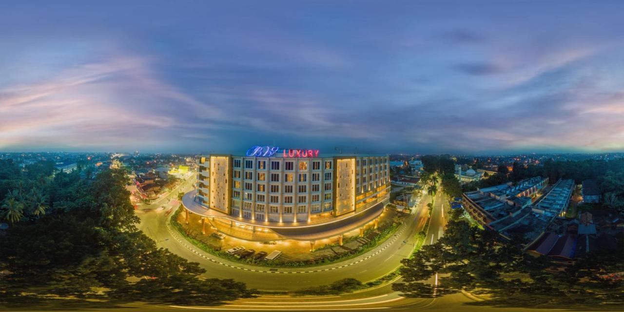 BW Luxury Hotel Jambi Ngoại thất bức ảnh